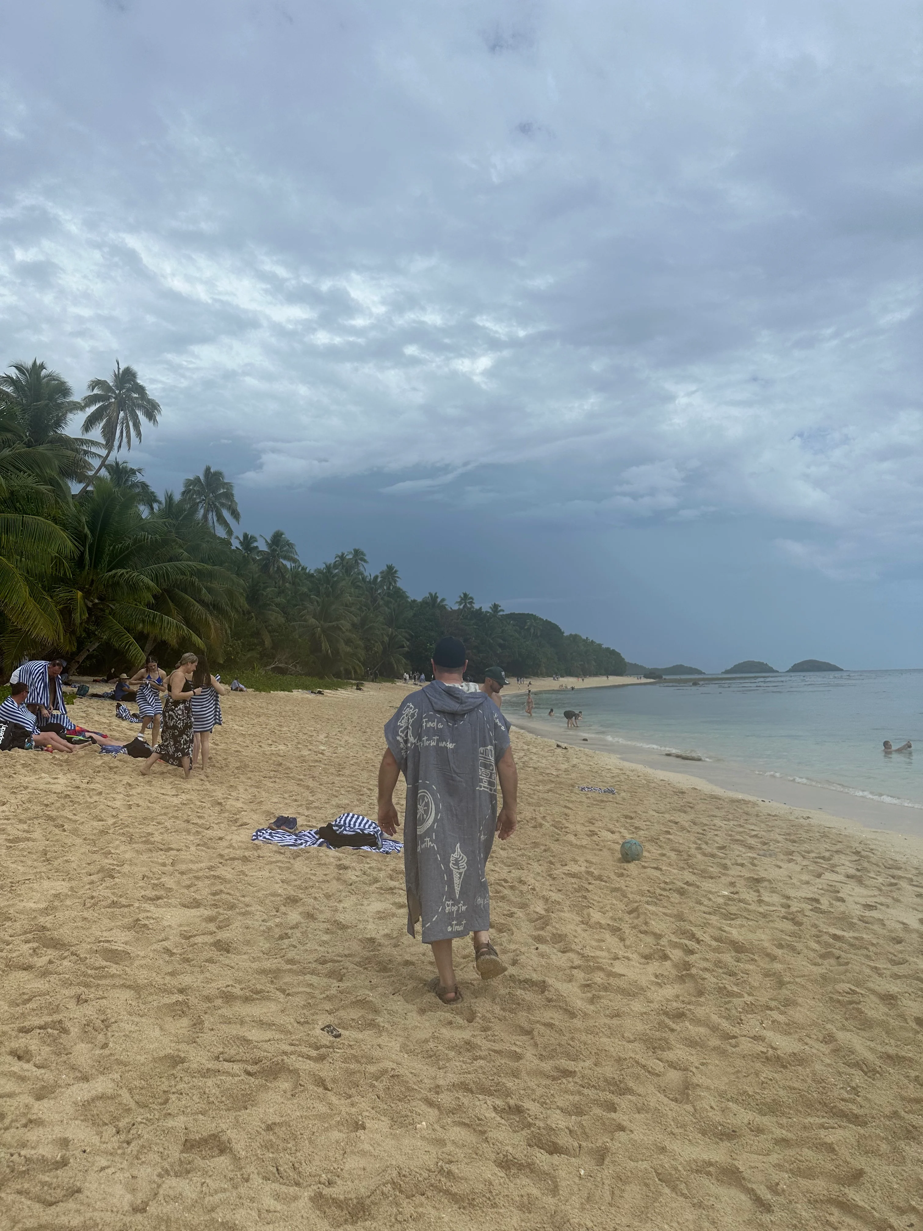 The Getting Lost Towelie (wearable towel poncho) - Image 14