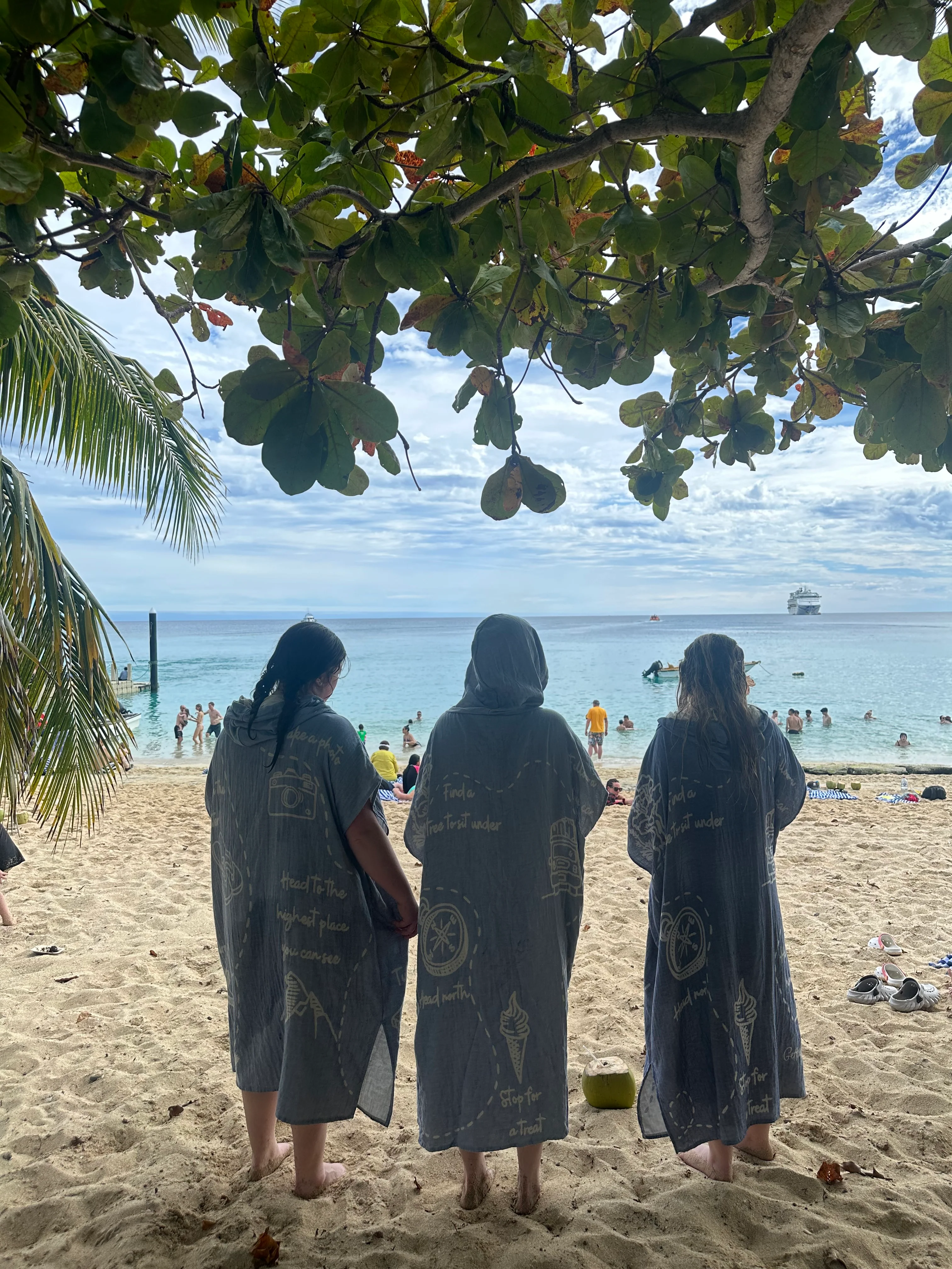 The Getting Lost Towelie (wearable towel poncho) - Image 8